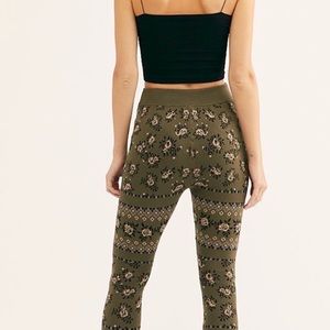 FREE PEOPLE SKI BUM LEGGINGS!